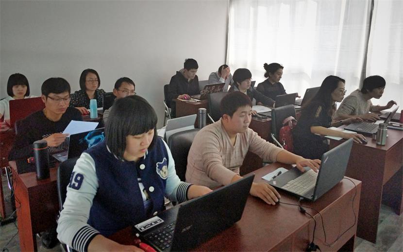 2018.3定制家具设计师学员合影留念