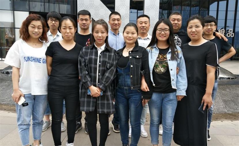 2018.5期定制家具设计师学员合影